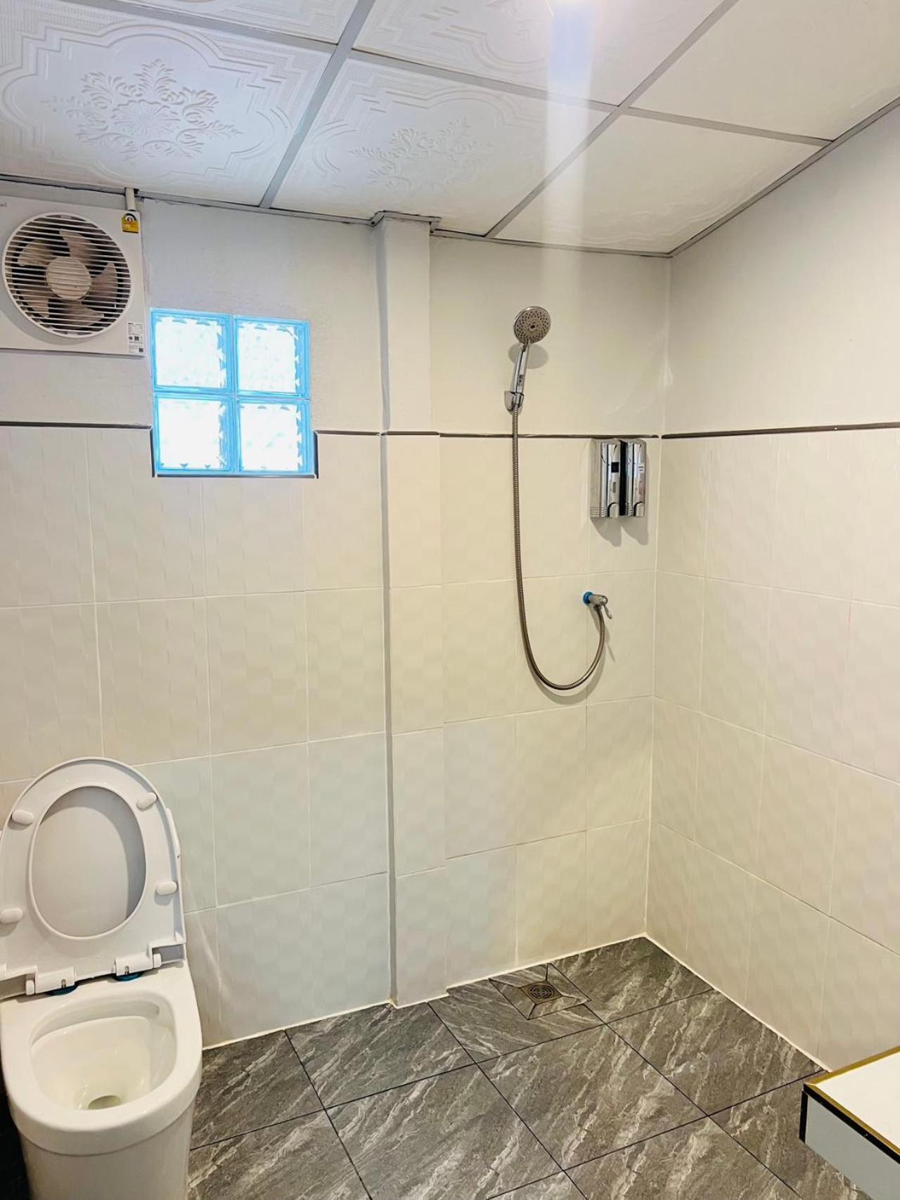 Lungwang Guest House Ban Rak Thai Exterior photo
